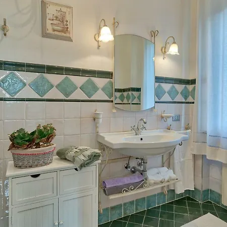 Nido Del Merlo By Vacavilla